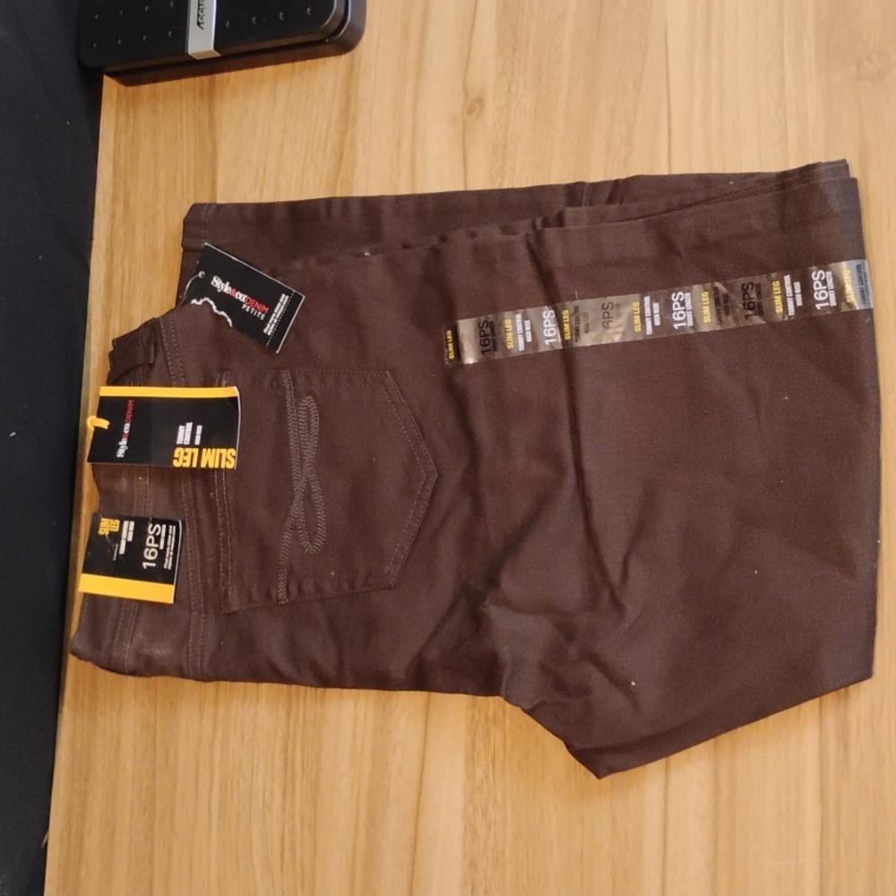 Style & Co Women's Slim Leg High-rise Tummy Control Brown Jeans Size 16PS
